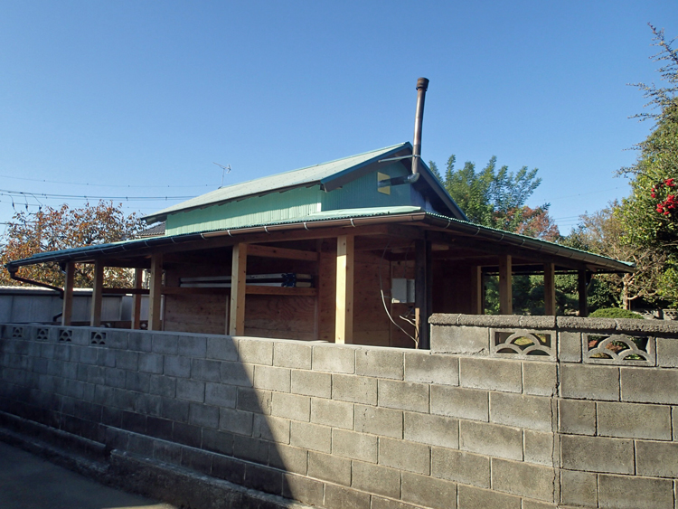 納屋：あったか部屋　道路側　整備後